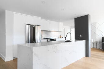 #903 – 995 Roche Point Drive